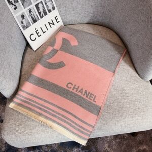 <AUTHENTIC>CHANEL Scarf